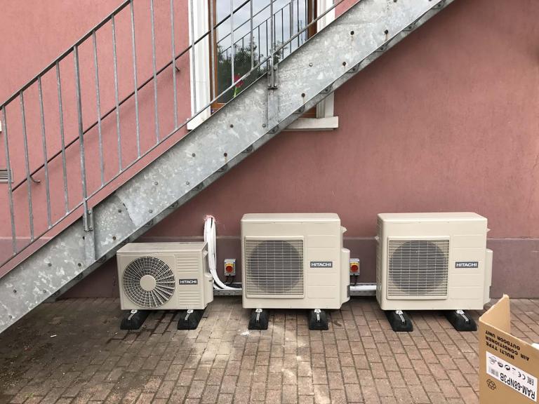 Pompes à chaleur air-eau : Pourquoi Richwiller, Mulhouse et Saint-Louis choisissent cette solution pour économiser
